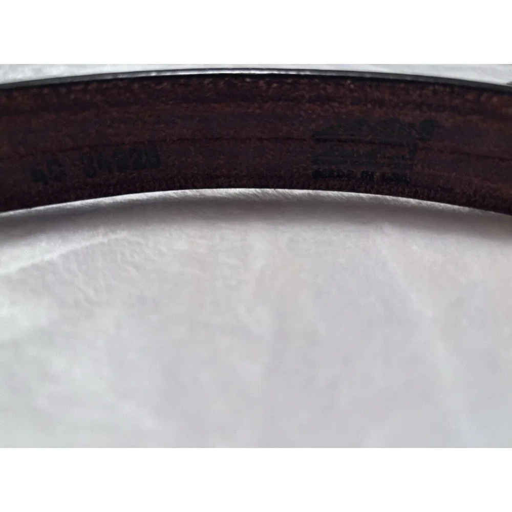 Vintage 90's Eddie Bauer Genuine Leather Belt Made‎ in USA Size 40 Large